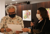 Mostra Minha Inf&acirc;ncia & Happy Humans est&aacute; aberta ao p&uacute;blico na galeria de arte da Acic