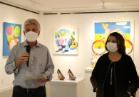 Mostra Minha Inf&acirc;ncia & Happy Humans est&aacute; aberta ao p&uacute;blico na galeria de arte da Acic