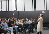 Mudan&ccedil;as e tend&ecirc;ncias do profissional do design foram abordadas em Aula Magna na Acic