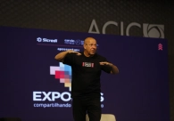 Na Expomais, Dado Schneider prop&otilde;e reflex&atilde;o sobre as mudan&ccedil;as