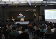 Na Expomais, Dado Schneider prop&otilde;e reflex&atilde;o sobre as mudan&ccedil;as