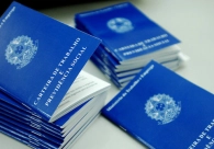 Nova lei trabalhista traz mudan�as, mas ainda enfrenta resist�ncias