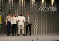 Núcleo de Meio Ambiente da Acic entrega Selo de Sustentabilidade Ambiental