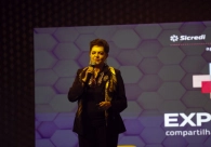 �O l�der est� constantemente em obras�, destaca a professora Paulette Melo na Expomais