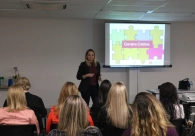 Os benef�cios do yoga � tema de palestra na Acic