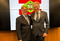 Otmar M�ller toma posse na SCG�s