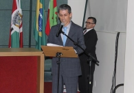 Personalidades, entidades e organiza&ccedil;&otilde;es s&atilde;o homenageadas pela Alesc
