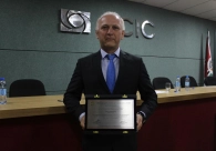 Personalidades, entidades e organiza&ccedil;&otilde;es s&atilde;o homenageadas pela Alesc