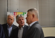 Prefeito de Joinville destaca planejamento e uni&atilde;o como caminhos para o crescimento