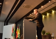 Prefeito de Joinville destaca planejamento e uni&atilde;o como caminhos para o crescimento