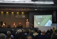 Prefeito de Joinville destaca planejamento e uni&atilde;o como caminhos para o crescimento