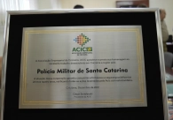 Presidente da Acic presta homenagem &agrave; Pol&iacute;cia Militar 