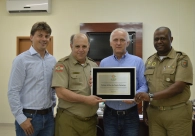 Presidente da Acic presta homenagem &agrave; Pol&iacute;cia Militar 