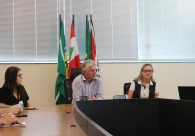  Presidente da Acic re&uacute;ne e homenageia colaboradores 