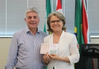  Presidente da Acic re&uacute;ne e homenageia colaboradores 