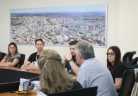  Presidente da Acic re&uacute;ne e homenageia colaboradores 