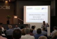 Prioridades da regi&atilde;o Sul s&atilde;o entregues &agrave; bancada de deputados do Sul 