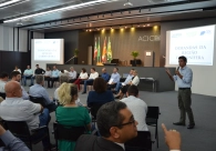 Prioridades da regi&atilde;o Sul s&atilde;o entregues &agrave; bancada de deputados do Sul 