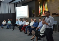 Prioridades da regi&atilde;o Sul s&atilde;o entregues &agrave; bancada de deputados do Sul 