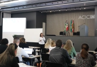 Professores de Matem�tica participam de forma��o na Acic