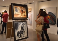 P&uacute;blico prestigia abertura da exposi&ccedil;&atilde;o do artista Adair Fernandes