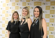 Reconhecimento e emo&ccedil;&atilde;o na entrega do Pr&ecirc;mio Mulher Empres&aacute;ria