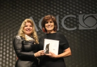 Reconhecimento e emo&ccedil;&atilde;o na entrega do Pr&ecirc;mio Mulher Empres&aacute;ria