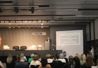 Reconhecimento e emo&ccedil;&atilde;o na entrega do Pr&ecirc;mio Mulher Empres&aacute;ria