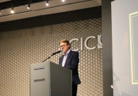 Reconhecimento e emo&ccedil;&atilde;o na entrega do Pr&ecirc;mio Mulher Empres&aacute;ria