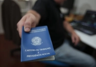 Servi�os continuam liderando a gera��o de empregos formais na regi�o