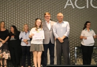 Vencedores do Pr&ecirc;mio Acic de Matem&aacute;tica s&atilde;o premiados