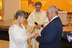 Jos&eacute; e Sarah (Ernst) de Mello celebram bodas de diamante e comemora&ccedil;&atilde;o ao M&ecirc;s da Mulher no Instituto Juarez Machado