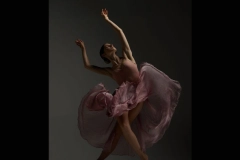 Ex-solista de bal&eacute; na R&uacute;ssia estreia como core&oacute;grafa em Joinville