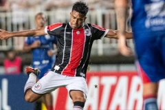 Em noite de protestos e confus&atilde;o, JEC leva virada dentro de casa para o Marc&iacute;lio Dias