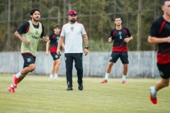 JEC 2026: quando o improviso vira projeto e o erro vira rotina