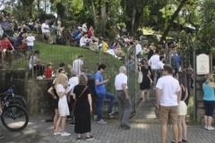 Cemit&eacute;rio do Imigrante recebe exposi&ccedil;&atilde;o sobre 25 anos de Domingos Musicais em Joinville