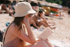 O QUE VOC&Ecirc; EST&Aacute; LENDO NESTE VER&Atilde;O?