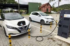 Joinville discute regras para instala&ccedil;&atilde;o de carregadores de carros el&eacute;tricos em pr&eacute;dios residenciais