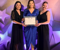 Prêmio Ser Humano com o Projeto Mentoria de Líderes