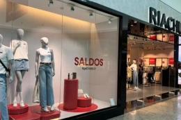 Lojas oferecem descontos de at&eacute; 70% em liquida&ccedil;&atilde;o em Shopping de Joinville