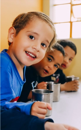 C.E.I - Educando  para o Futuro