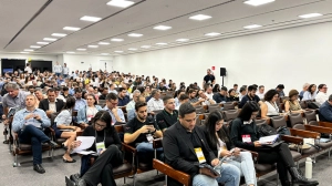 A&ccedil;&uacute;car seguem em baixa e redu&ccedil;&otilde;es superam 1% em NY e Londres nesta 2&ordf; feira