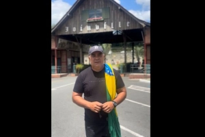 Deputado Sargento Lima participa de caminhada contra pris&atilde;o de Jair Bolsonaro