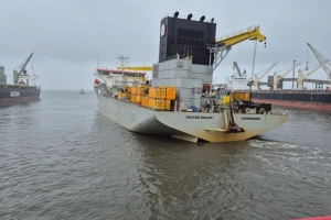 Entenda como funciona dragagem do canal de acesso ao Porto de S&atilde;o Francisco do Sul