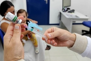 Vacina&ccedil;&atilde;o contra a gripe tem atendimento ampliado neste fim de semana em Joinville