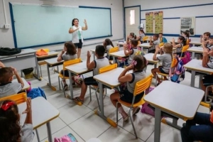 Cerca de 80 mil alunos voltam &agrave;s aulas na rede municipal de Joinville nesta quinta-feira