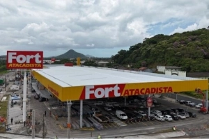 Supermercado realiza feir&atilde;o com 160 vagas em Joinville e regi&atilde;o