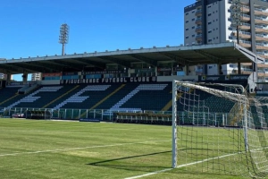 Em crise, Joinville visita o Figueirense pelo quadrangular do rebaixamento no Catarinense