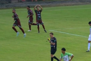 Fluminense vence o Jaragu&aacute; e se recupera na S&eacute;rie B do Catarinense