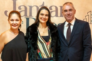 SINDUSCON Joinville elege nova diretoria e Priscila Damiani palestra na Expogest&atilde;o